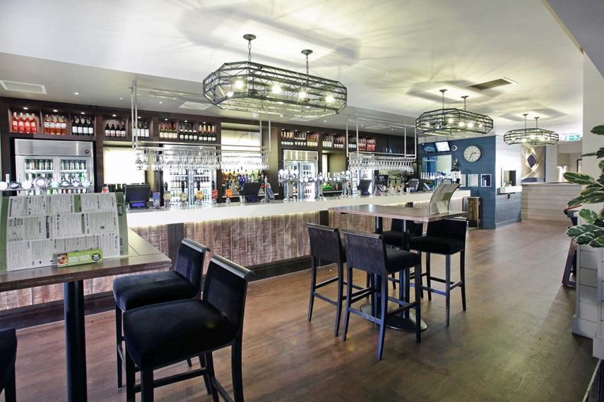 The Angel Hotel Wetherspoon Whitby Exteriör bild