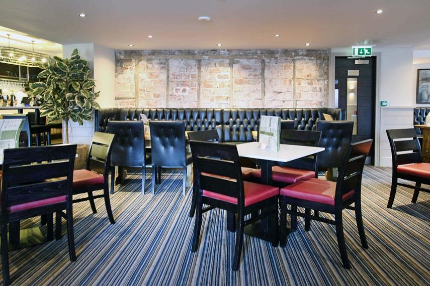 The Angel Hotel Wetherspoon Whitby Exteriör bild